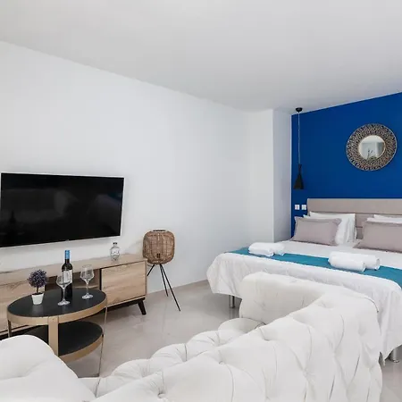 Bamboo Hotel Jalisos