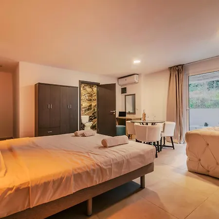 Hotel Bamboo