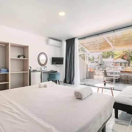 Bamboo Hotel 4*