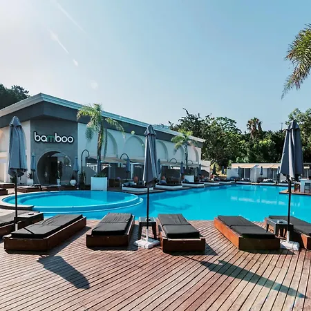 Hotel Bamboo 4*